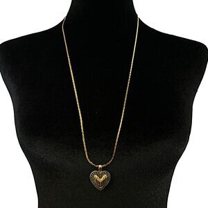 JJ Jonette Jewelry Heart Pendant Necklace Marcasite Studded Signed Vintage